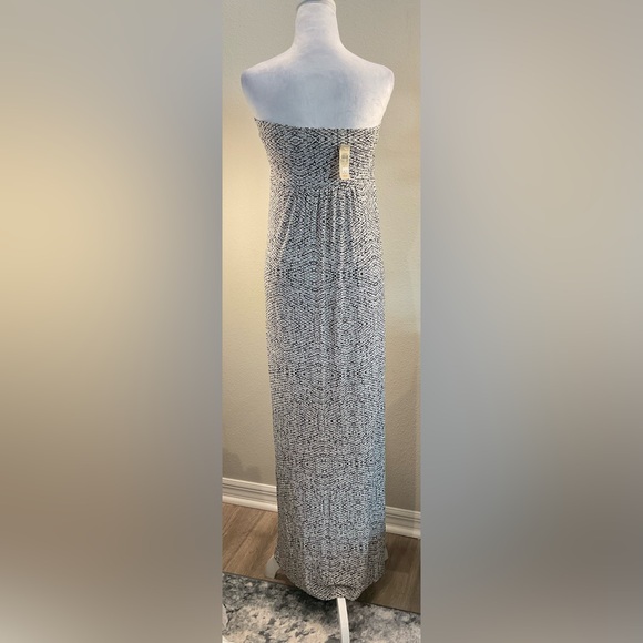 Ann Taylor Strapless Maxi Dress - White with Black Abstract Design - Picture 5 of 11